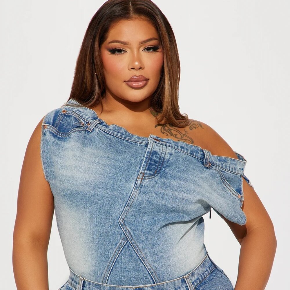 Off-the-shoulder non stretch-denim wide-leg jumpsuit
